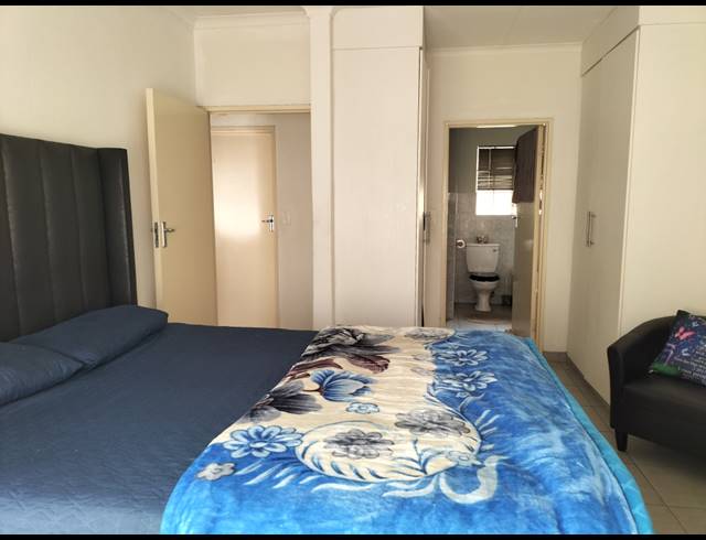 2 BEDROOM TOWNHOUSE FOR SALE IN EDEN GLEN